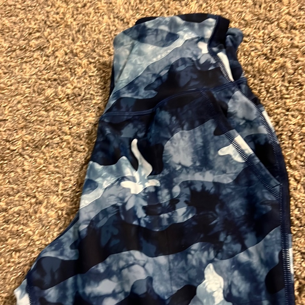 Old Navy High-Waisted PowerSoft Crop Jogger Pants for Women- XS. Like new!!
